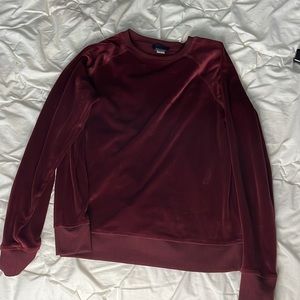 Basic Edition size S sweater. Feels like velvet